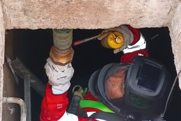 EMG-Servicios-17.00.57-2 Inicio trabajo de soldadura.