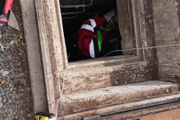 EMG-Servicios-17.00.58 Visión completa de área de trabajo.